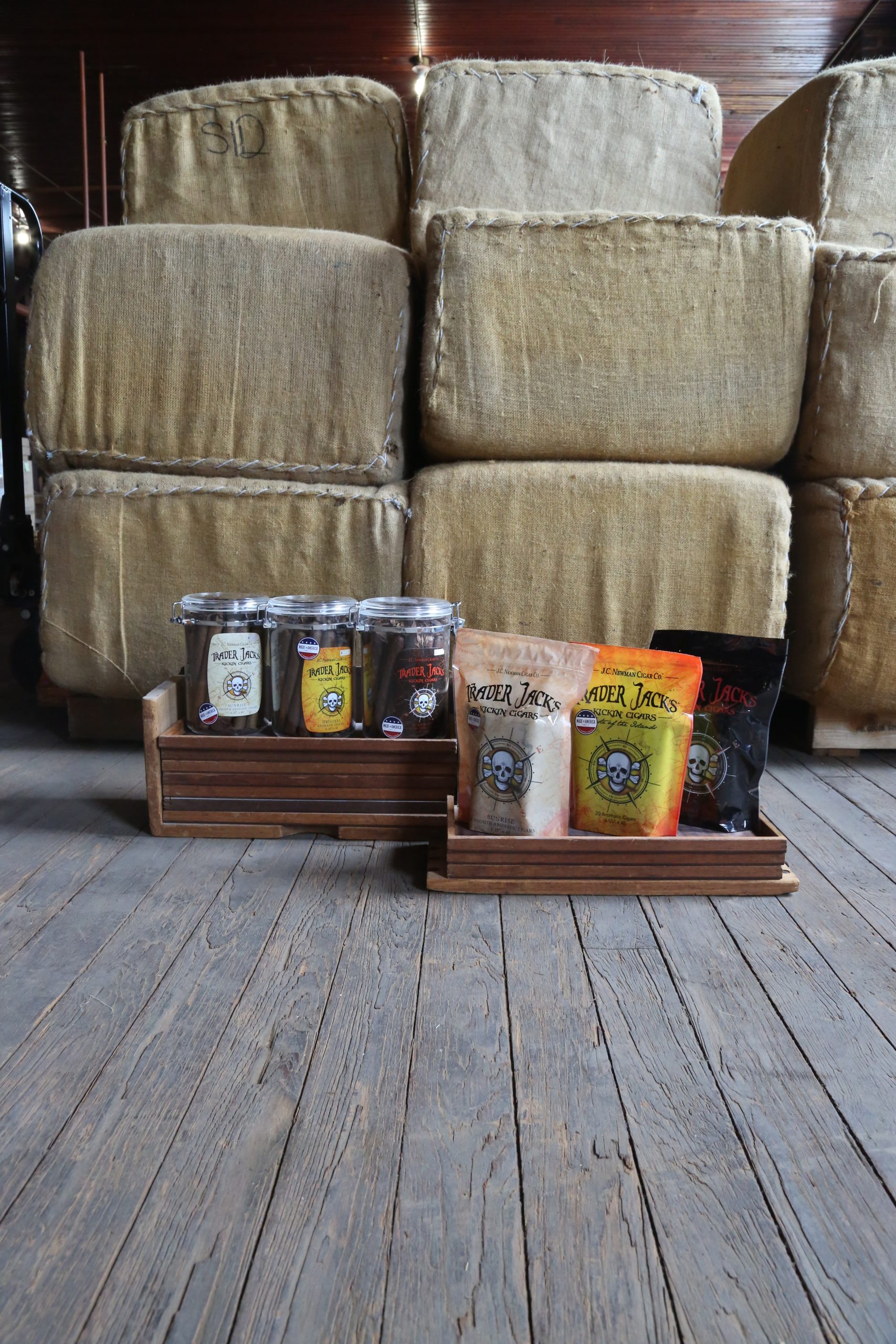 Trader Jacks - Image 5