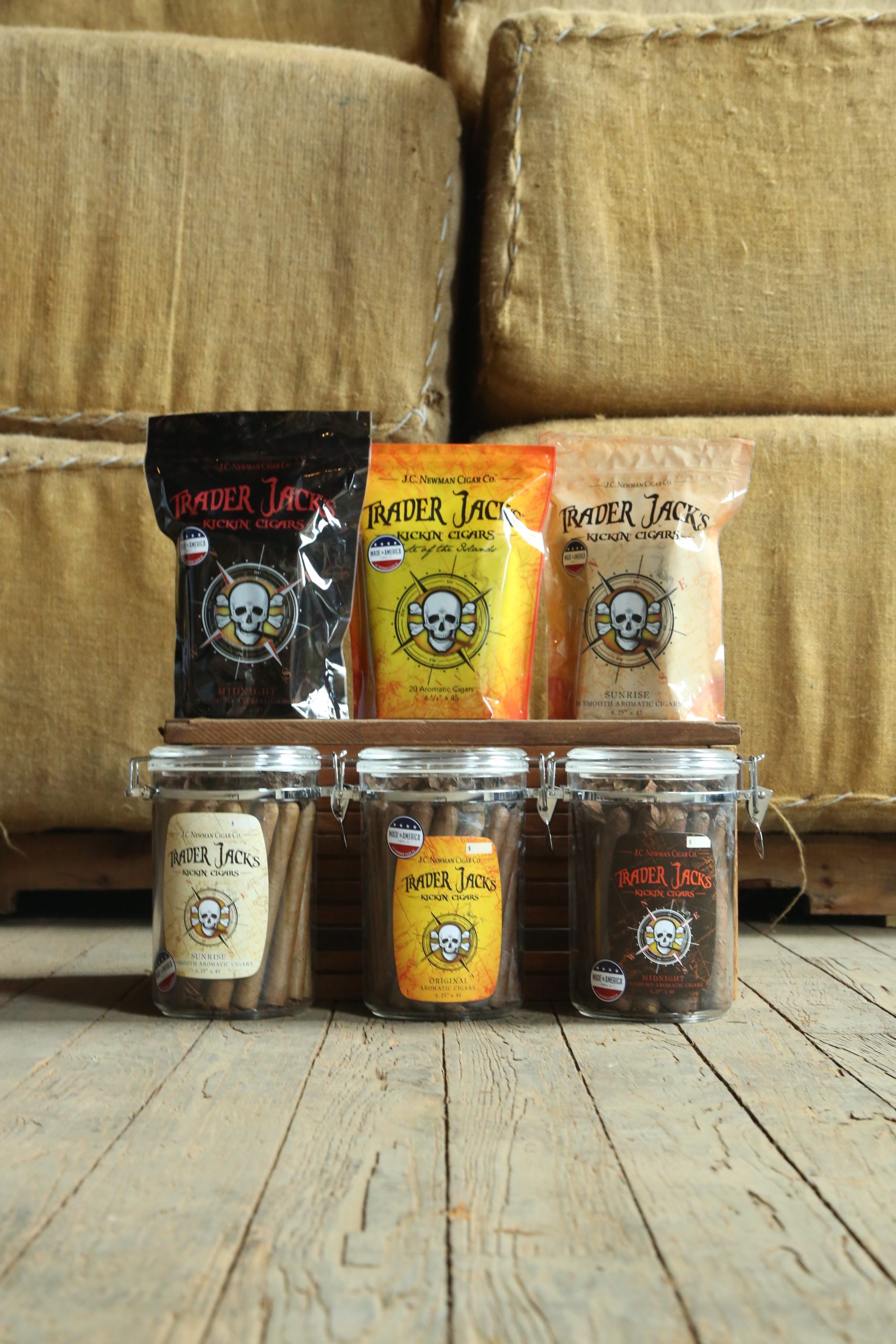 Trader Jacks - Image 7