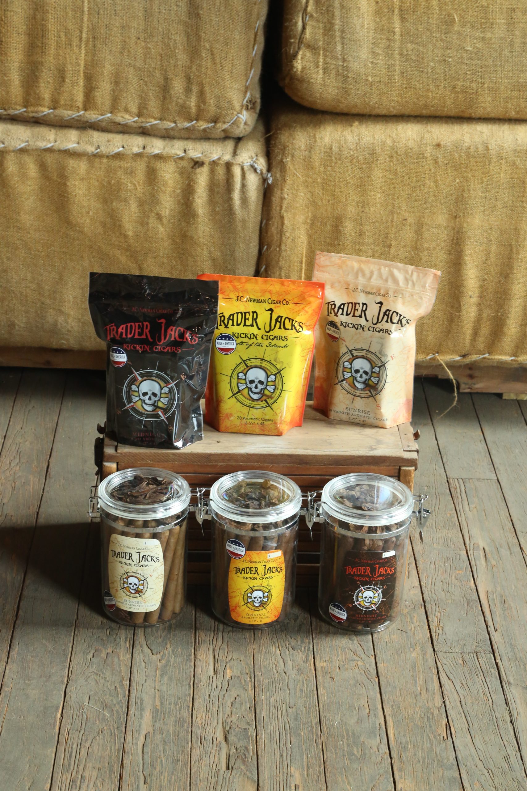 Trader Jacks - Image 8