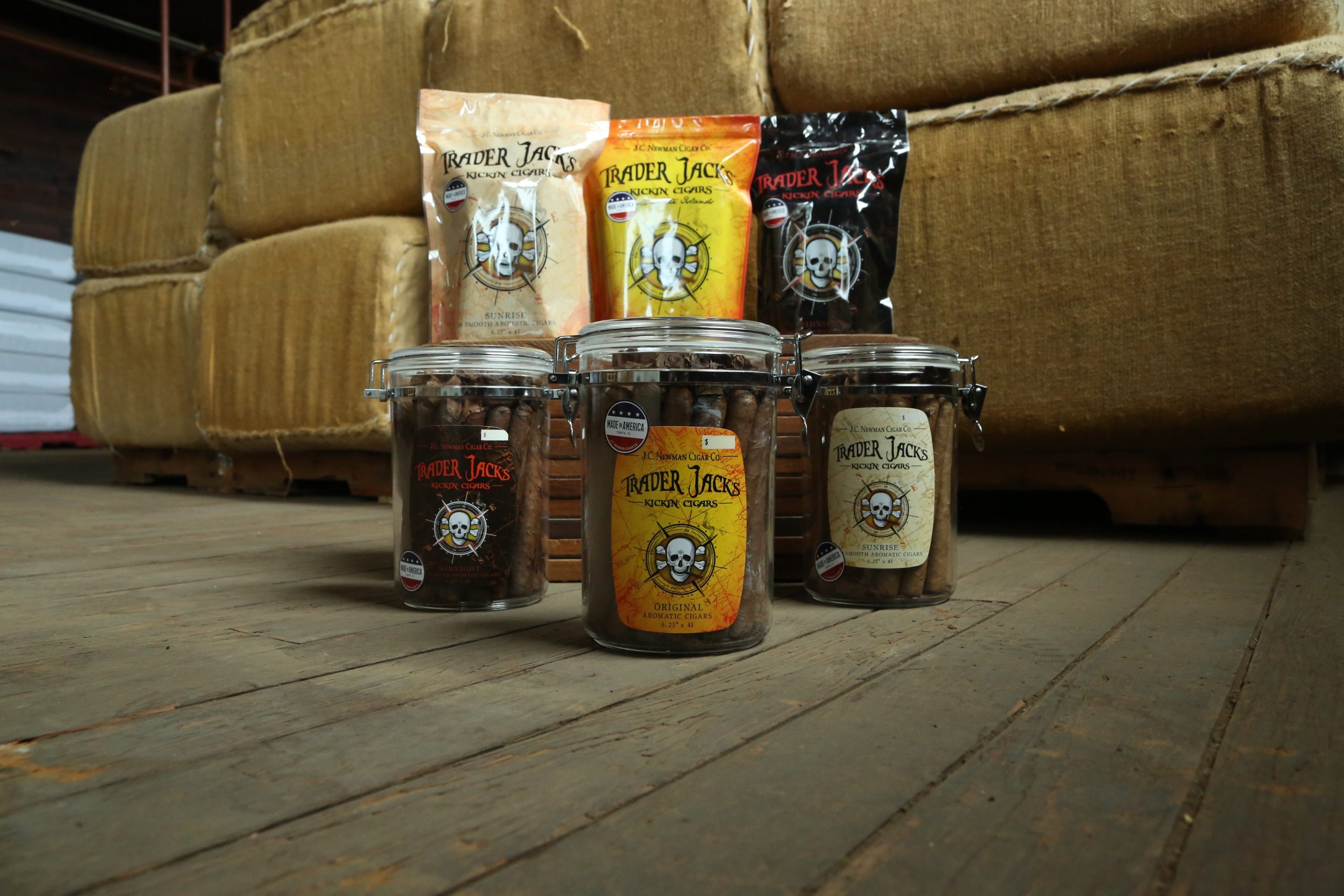 Trader Jacks - Image 9