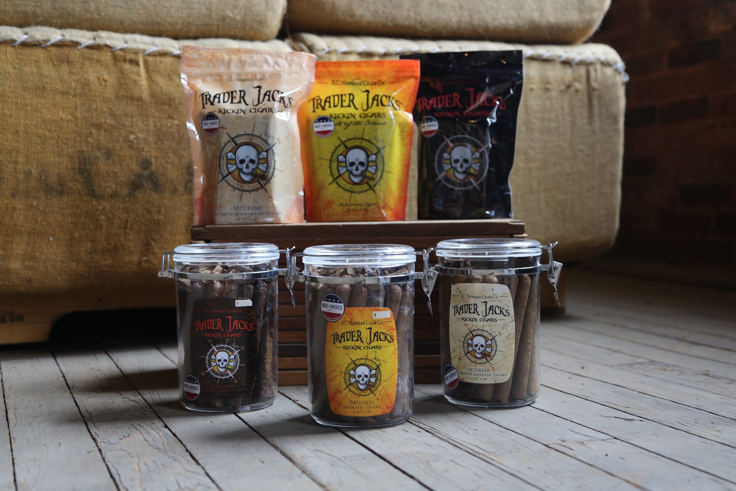Trader Jacks - Image 10