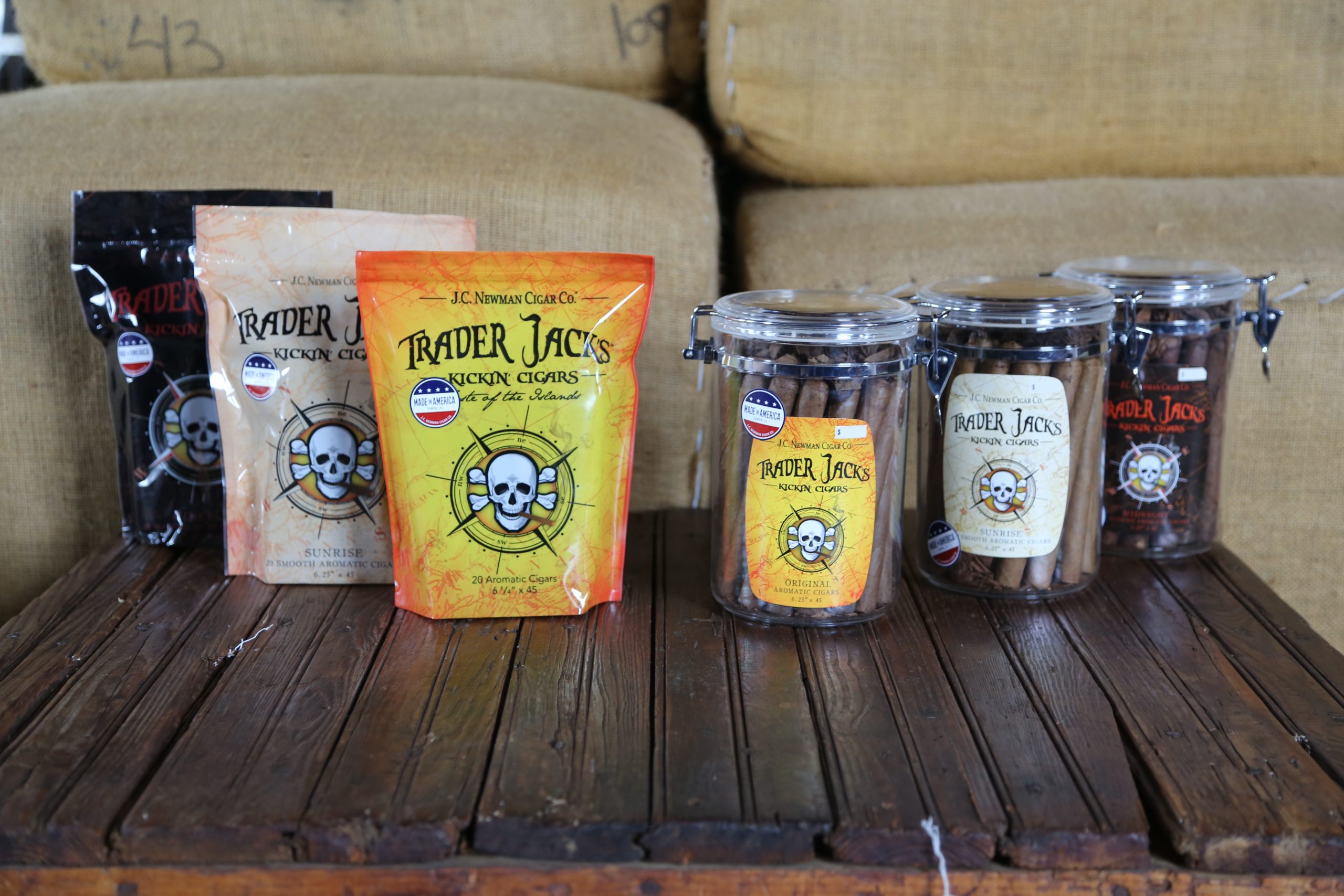 Trader Jacks - Image 11