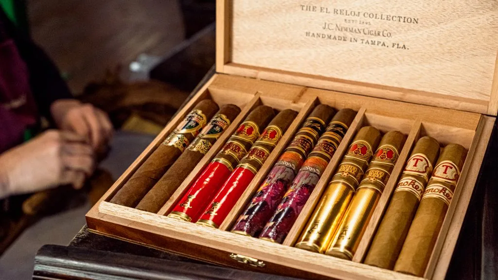 Cigars from the El Reloj collection