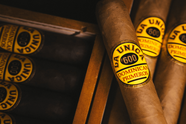 La Unica brand image